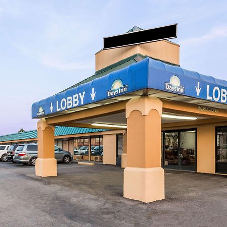Days Inn By Wyndham Dickson Exterior foto